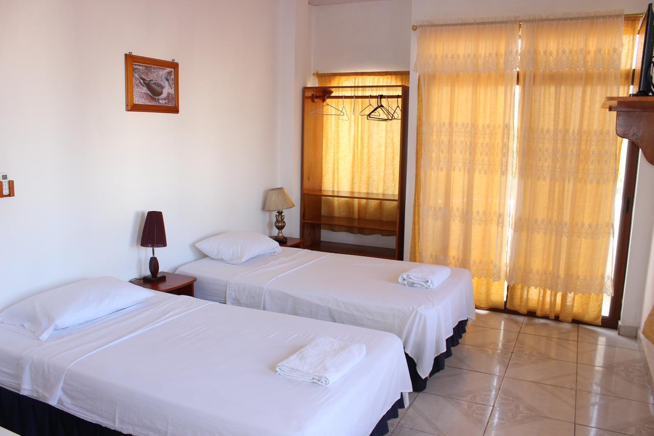 Galapagos Best Hostel Puerto Ayora  Dış mekan fotoğraf